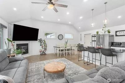 7393 Hannegan Road, Lynden, WA 98264 - Photo 4