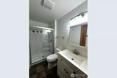 22467 NE 18th Street, Sammamish, WA 98074 - Photo 24