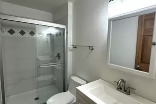 22467 NE 18th St, Sammamish, WA 98074 - Photo 24