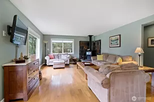 70 N Harrison Ave, Hoodsport, WA 98548 - Photo 2