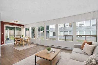 1605 149th Place SE #1, Bellevue, WA 98007 - Photo 2