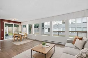 1605 149th Pl SE, Bellevue, WA 98007 - Photo 2