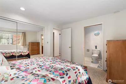 1605 149th Place SE #1, Bellevue, WA 98007 - Photo 10