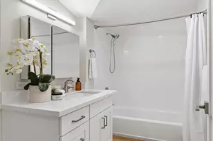 1126 14th Ave, Seattle, WA 98122 - Photo 24