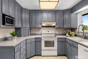 2520 166th Ave NE, Bellevue, WA 98008 - Photo 10