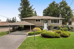 2520 166th Ave NE, Bellevue, WA 98008 - Photo 2