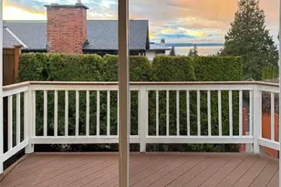 926 Dayton St, Edmonds, WA 98020 - Photo 8