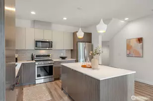 1116 18th Ave, Seattle, WA 98122 - Photo 10