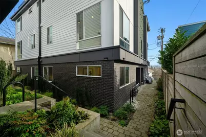 1116 18th Avenue #A, Seattle, WA 98122 - Photo 28