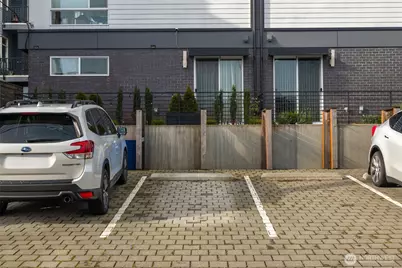 1116 18th Avenue #A, Seattle, WA 98122 - Photo 26