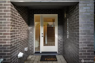 1116 18th Avenue #A, Seattle, WA 98122 - Photo 2