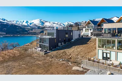 1307 Dragonfly Court, Chelan, WA 98816 - Photo 4