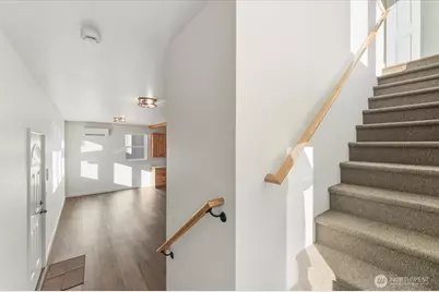 415 E Okanogan Avenue, Chelan, WA 98816 - Photo 10