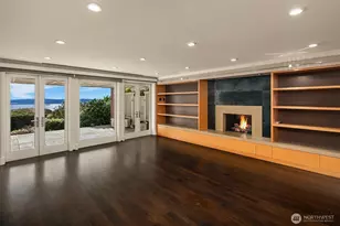 317 W Highland Dr, Seattle, WA 98119 - Photo 26