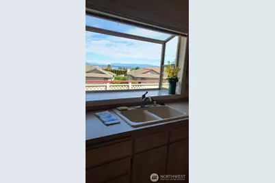 1902 Creekside Place, Anacortes, WA 98221 - Photo 6