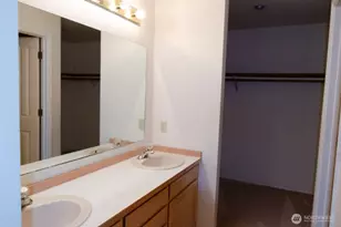 1902 Creekside Pl, Anacortes, WA 98221 - Photo 8