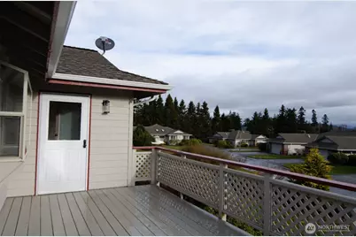 1902 Creekside Place, Anacortes, WA 98221 - Photo 10