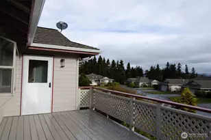 1902 Creekside Pl, Anacortes, WA 98221 - Photo 10
