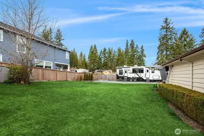 15928 56th Avenue W, Edmonds, WA 98026 - Photo 6