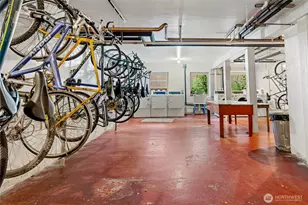 411 Boylston Ave E, Seattle, WA 98102 - Photo 14