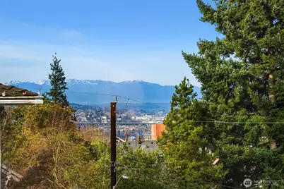 1208 E Newton Street, Seattle, WA 98102 - Photo 18