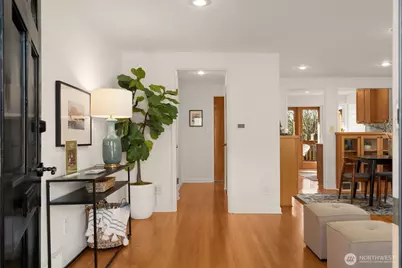 3635 43rd Avenue W, Seattle, WA 98199 - Photo 4