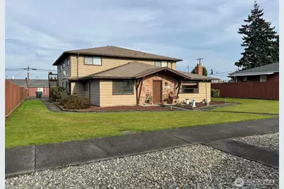 813 E Second Street, Port Angeles, WA 98362 - Photo 2