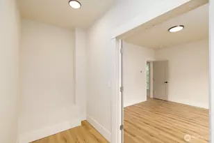 2123 E James St, Seattle, WA 98122 - Photo 10