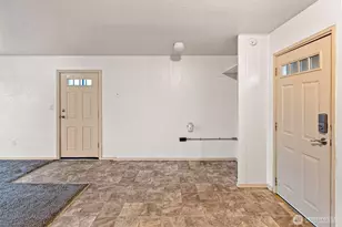 117 Sheridan Rd, Bremerton, WA 98310 - Photo 6