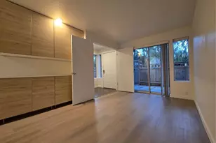 1817 11th Ave W, Seattle, WA 98119 - Photo 14