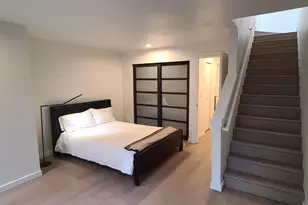 1817 11th Ave W, Seattle, WA 98119 - Photo 8