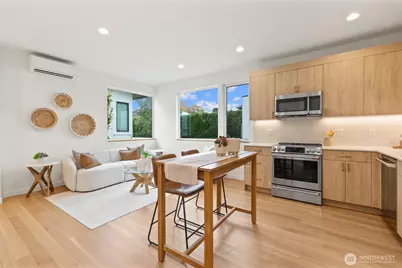 2214 Broadway E #B, Seattle, WA 98102 - Photo 12