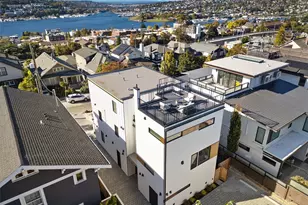 2214 Broadway E, Seattle, WA 98102 - Photo 34