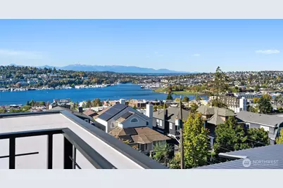 2214 Broadway E #B, Seattle, WA 98102 - Photo 24