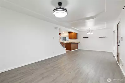 1211 9th Avenue SW, Puyallup, WA 98371 - Photo 6