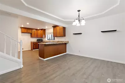 1211 9th Avenue SW, Puyallup, WA 98371 - Photo 4