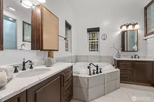 1059 Evergreen Ln, Freeland, WA 98249 - Photo 28