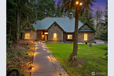 1059 Evergreen Lane, Freeland, WA 98249 - Photo 4