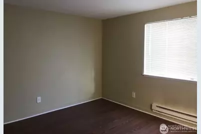 16817 Larch Way #B101, Lynnwood, WA 98037 - Photo 8