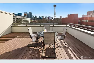 621 5 Avenue N #301, Seattle, WA 98109 - Photo 1