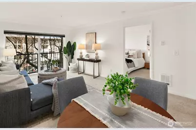 621 5 Avenue N #301, Seattle, WA 98109 - Photo 4