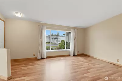 1904 177th Street Ct E #32, Spanaway, WA 98387 - Photo 4