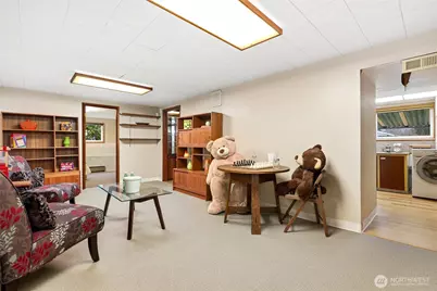 16740 Meridian Avenue N, Shoreline, WA 98133 - Photo 20