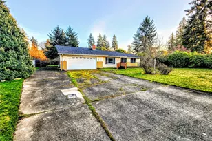 10710 97th St SW, Tacoma, WA 98498 - Photo 2