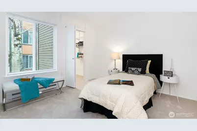 14645 NE 34th St #C9, Bellevue, WA 98007 - Photo 12