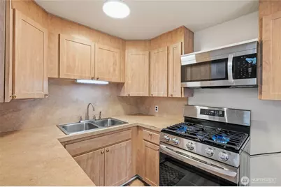 7942 15th Avenue SW, Seattle, WA 98106 - Photo 8