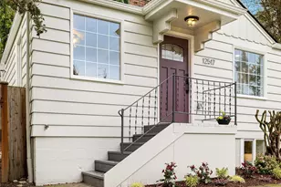 12517 22nd Ave NE, Seattle, WA 98125 - Photo 32