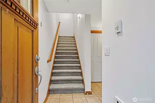 2503 NE 125th St, Seattle, WA 98125 - Photo 14