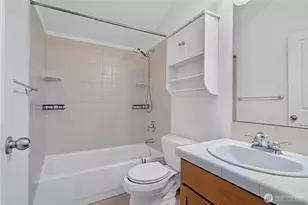 2503 NE 125th St, Seattle, WA 98125 - Photo 18