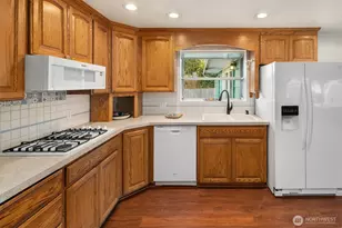 3313 N Villard St, Tacoma, WA 98407 - Photo 8